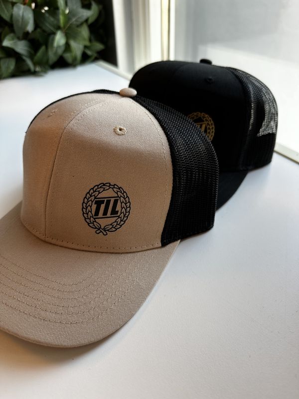 Caps Beige